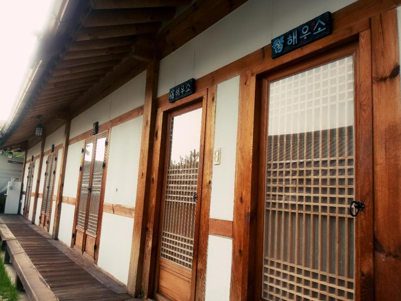 Jiwoo Dang Hotel Jeonju Exterior foto
