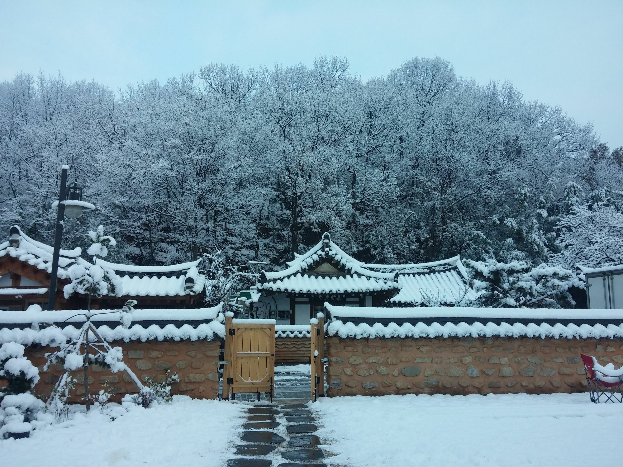 Jiwoo Dang Hotel Jeonju Exterior foto
