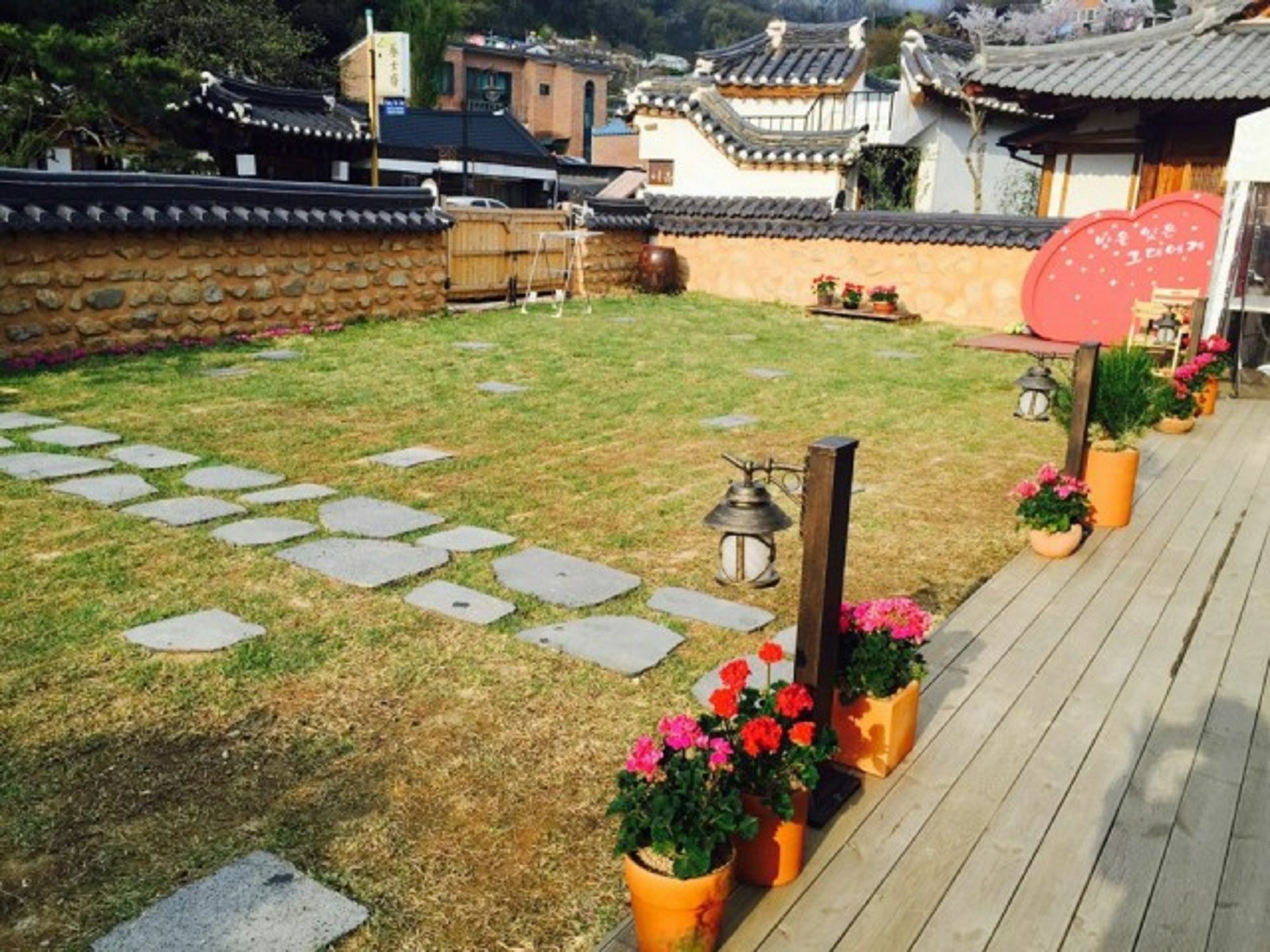 Jiwoo Dang Hotel Jeonju Exterior foto