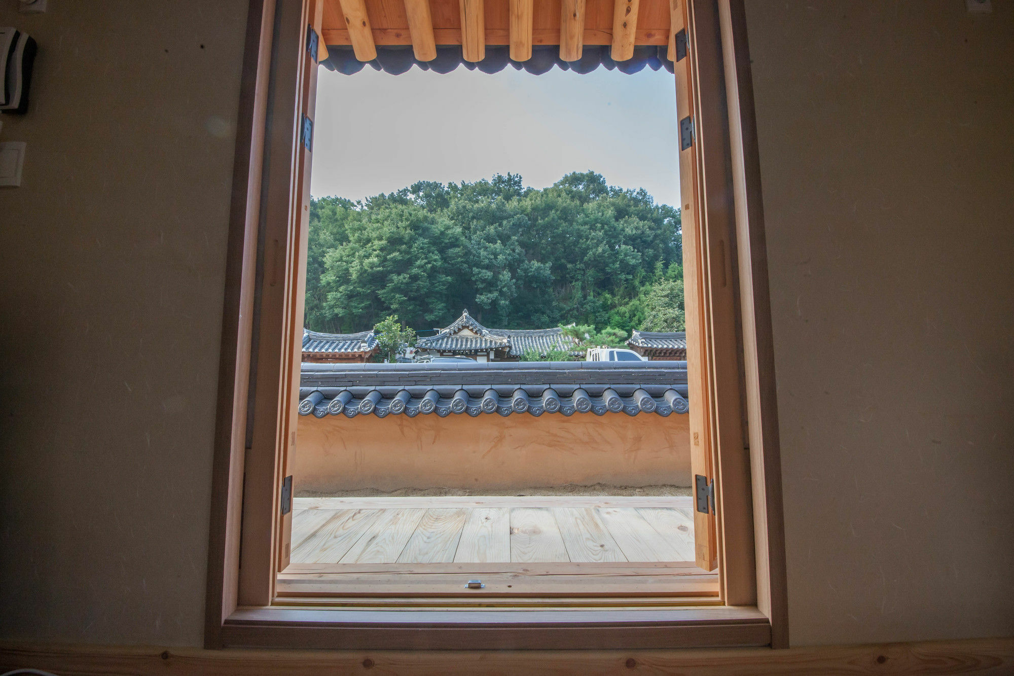 Jiwoo Dang Hotel Jeonju Exterior foto